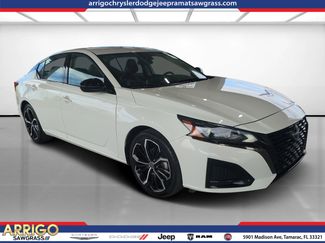 Used 2024 Nissan Altima 2.5 SR video 1