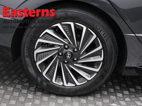 Used 2025 Hyundai Sonata SEL image 31