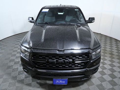Used 2022 RAM 1500 Big Horn AWD/4WD image 3
