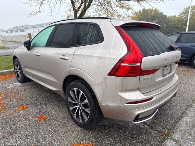 Used 2024 Volvo XC60 B5 Plus w/ Climate Package AWD/4WD image 4