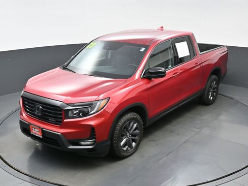 Used 2023 Honda Ridgeline Sport image 32