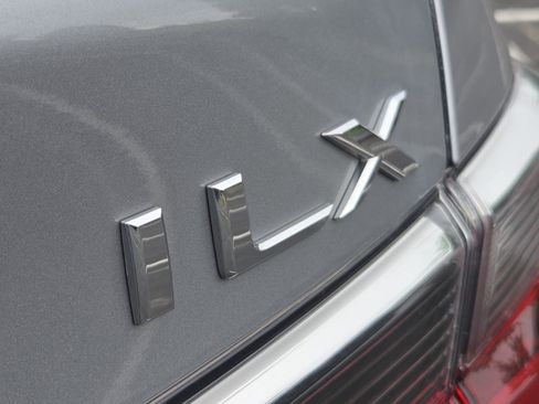 Used 2021 Acura ILX FWD image 12