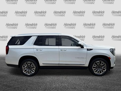 Used 2024 GMC Yukon Denali Ultimate AWD/4WD image 11