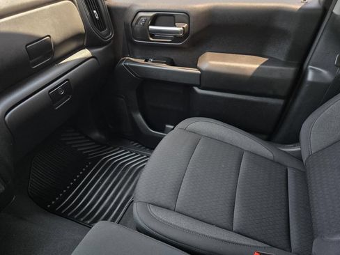 Used 2025 Chevrolet Silverado 2500 Custom w/ Custom Value Package AWD/4WD image 23