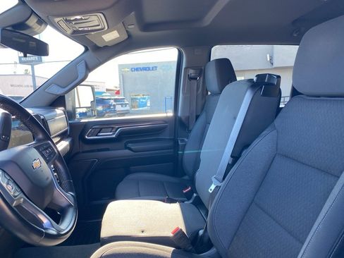 Used 2024 Chevrolet Silverado 2500 LT image 26