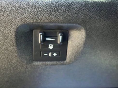 Used 2013 Chevrolet Silverado 2500 LT w/ Suspension Package, Off-Road AWD/4WD image 38
