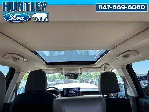 Used 2023 Lincoln Corsair Reserve w/ Equipment Group 201A AWD/4WD image 10