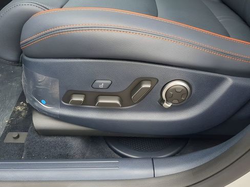 New 2026 Genesis GV70 2.5T Sport Prestige AWD/4WD image 16