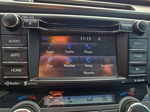 Used 2017 Toyota RAV4 XLE image 5