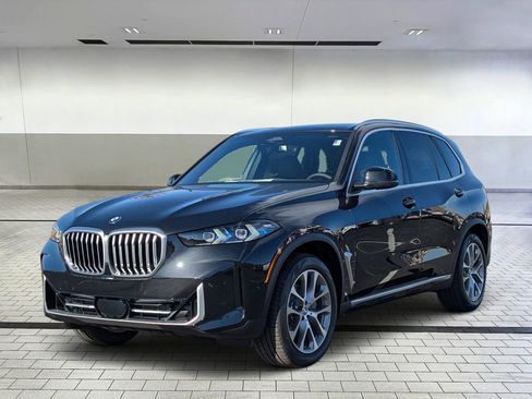 New 2026 BMW X5 xDrive40i w/ Premium Package image 1