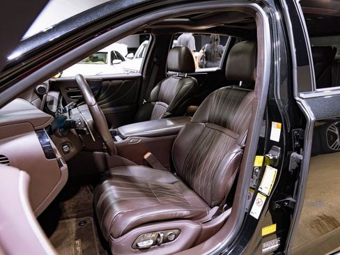 Used 2019 Lexus LS 500 image 22