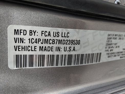 Used 2021 Jeep Cherokee Latitude AWD/4WD image 33