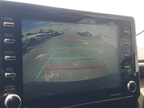 Used 2021 Toyota Corolla LE FWD image 26