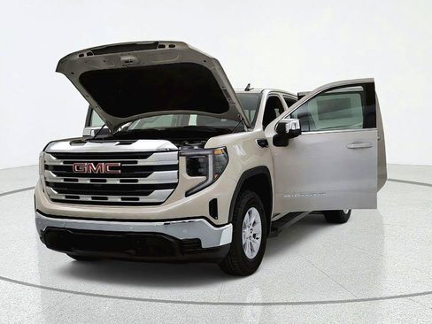 Used 2026 GMC Sierra 1500 SLE w/ Preferred Package AWD/4WD image 10
