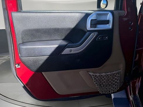 Used 2013 Jeep Wrangler Unlimited Sahara w/ Trailer Tow Group image 19