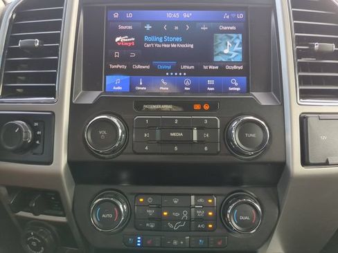 Used 2020 Ford F350 Lariat w/ Lariat Value Package AWD/4WD image 24