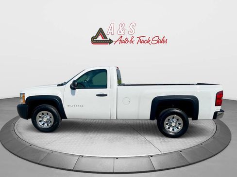 Used 2011 Chevrolet Silverado 1500 W/T image 5