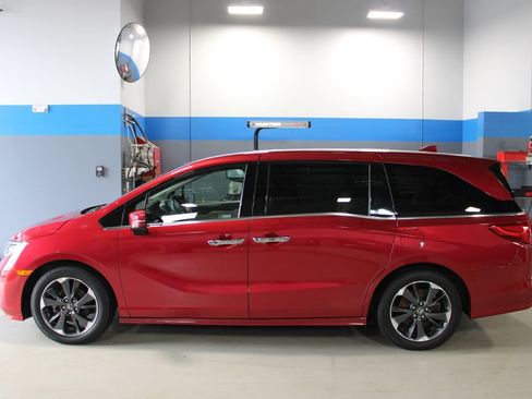 Used 2023 Honda Odyssey Elite image 10