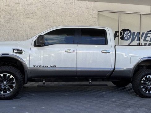 Used 2016 Nissan Titan PRO-4X AWD/4WD image 7