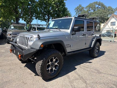 Used 2016 Jeep Wrangler Unlimited Sport w/ Quick Order Package 24S AWD/4WD image 2