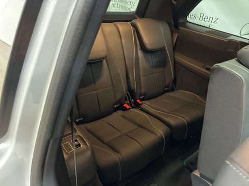 New 2025 Mercedes-Benz GLS 580 4MATIC image 26