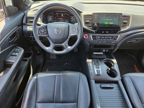 Used 2023 Honda Passport TrailSport image 18