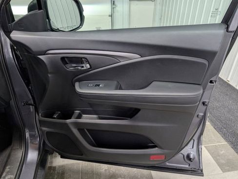 Used 2023 Honda Ridgeline RTL image 28