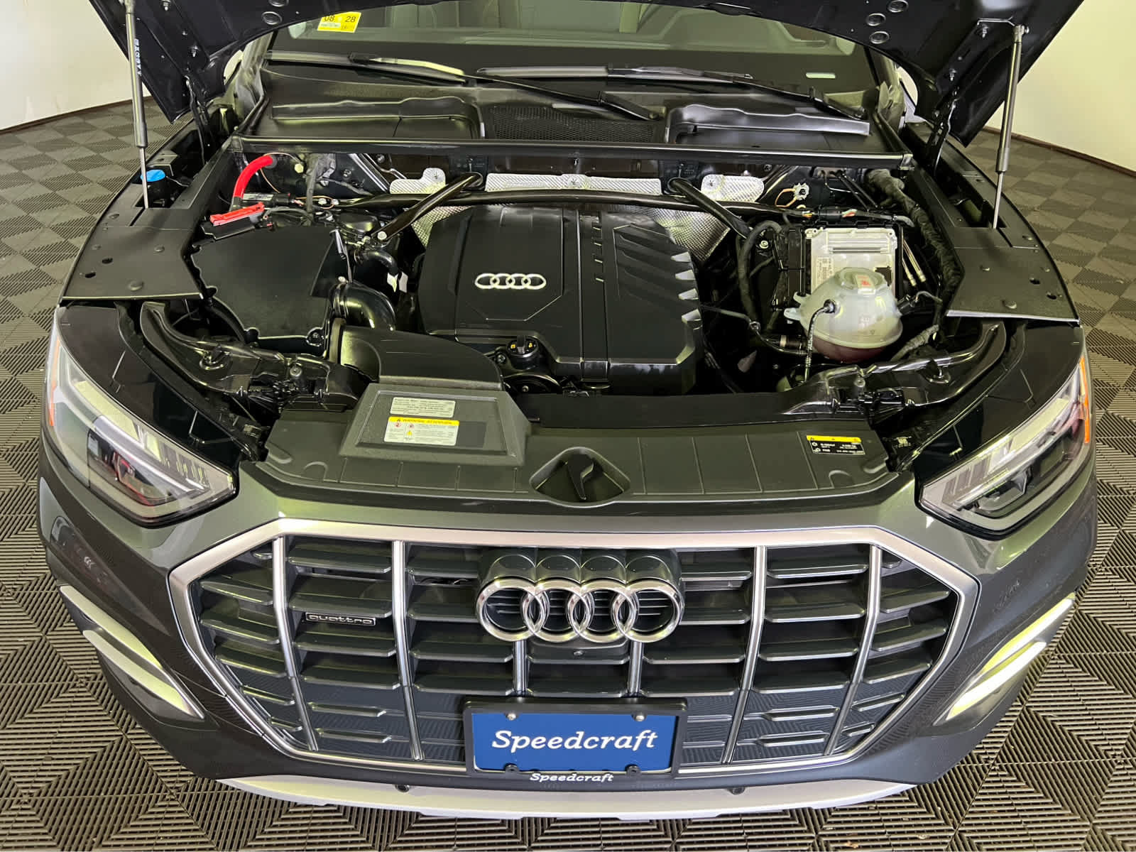 Used 2023 Audi Q5 2.0T Premium Plus w/ Premium Plus Package AWD/4WD image 33