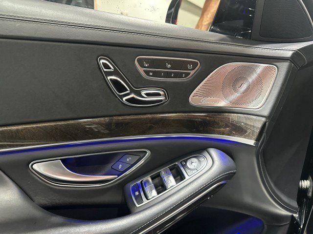 Used 2015 Mercedes-Benz S 63 AMG 4MATIC Sedan image 39