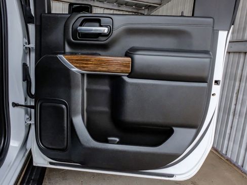 Used 2022 Chevrolet Silverado 3500 High Country image 48