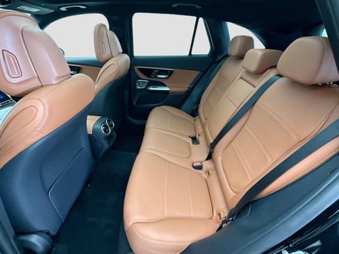 Used 2023 Mercedes-Benz GLC 300 w/ Exclusive Trim Package image 20