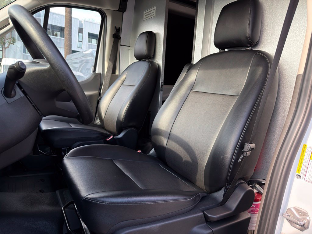 Used 2022 Ford E-Transit 148 High Roof w/ Load Area Protection Package RWD image 21