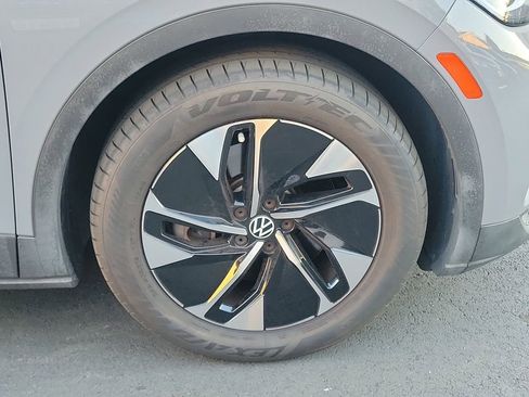 Used 2021 Volkswagen ID.4 Pro image 5