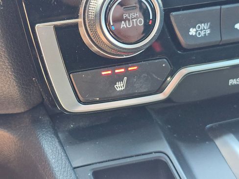 Used 2022 Honda CR-V Touring image 32