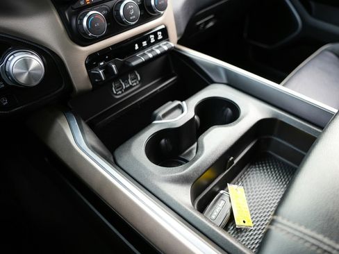 Used 2020 RAM 1500 Laramie image 19