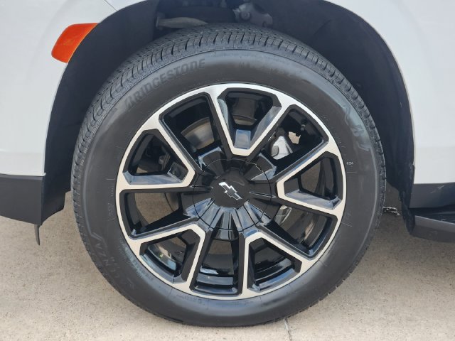 Used 2021 Chevrolet Tahoe RST RWD image 17
