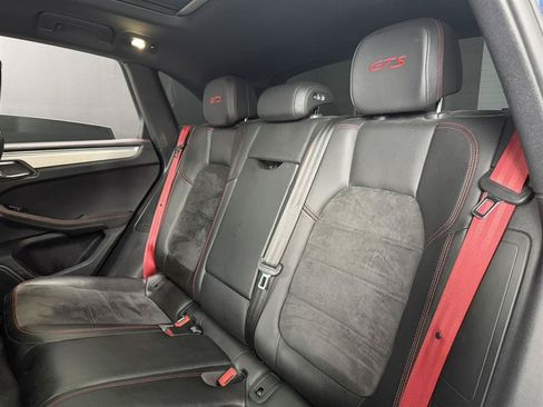 Used 2018 Porsche Macan GTS AWD/4WD image 21