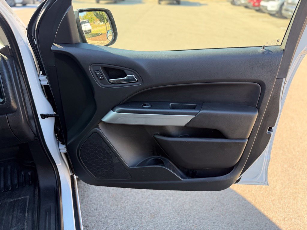 Used 2021 Chevrolet Colorado LT w/ Fleet Safety Package RWD image 16