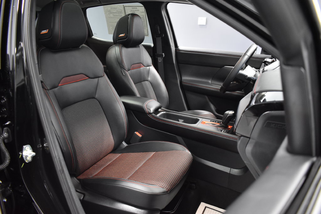 Certified 2026 Nissan Kicks SR w/ SR Premium Package FWD image 14