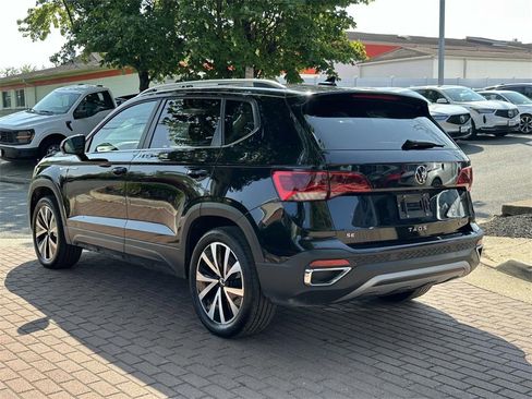 Used 2022 Volkswagen Taos SE image 24
