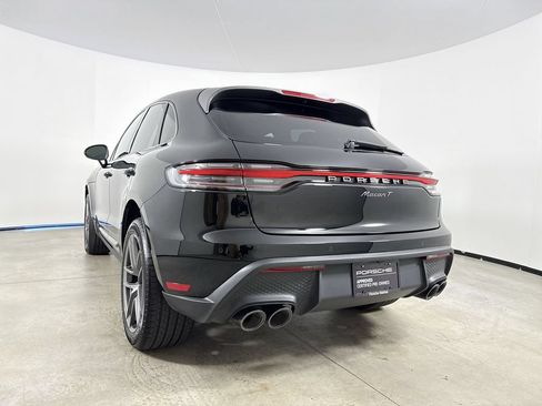 Certified 2025 Porsche Macan Turbo AWD/4WD image 19
