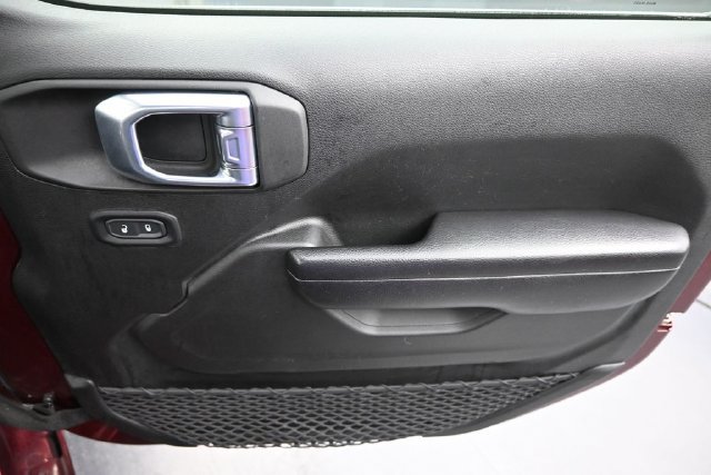 Used 2021 Jeep Wrangler Unlimited Sport AWD/4WD image 26