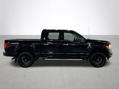 Used 2025 Ford F150 XLT w/ Equipment Group 301A Standard AWD/4WD image 9