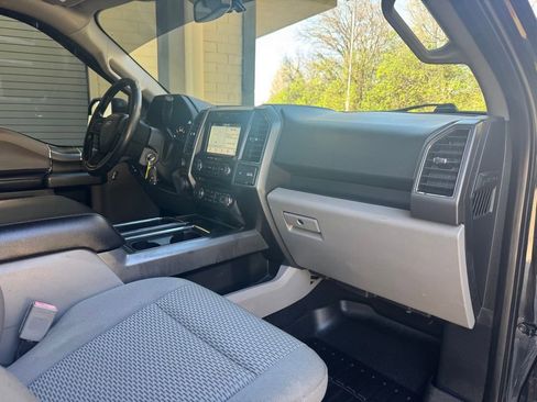Used 2018 Ford F150 XLT w/ Equipment Group 302A Luxury image 11