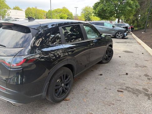Certified 2026 Honda HR-V Sport image 17