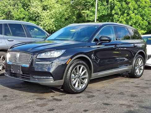 Used 2022 Lincoln Corsair AWD w/ Premium Package image 3