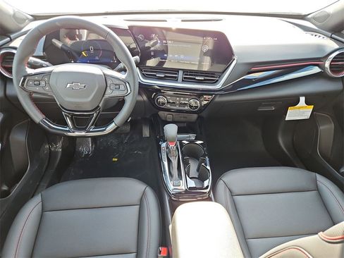 New 2026 Chevrolet Trax RS w/ Sunroof Package image 21