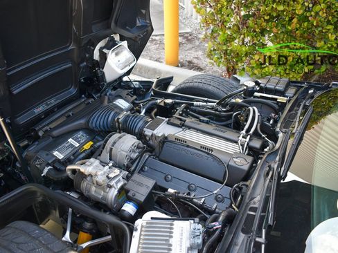 Used 1994 Chevrolet Corvette Convertible RWD image 49
