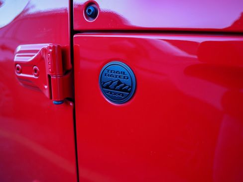 Used 2024 Jeep Wrangler Sport S image 11