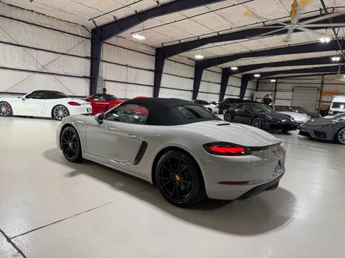 Used 2019 Porsche 718 Boxster RWD image 77